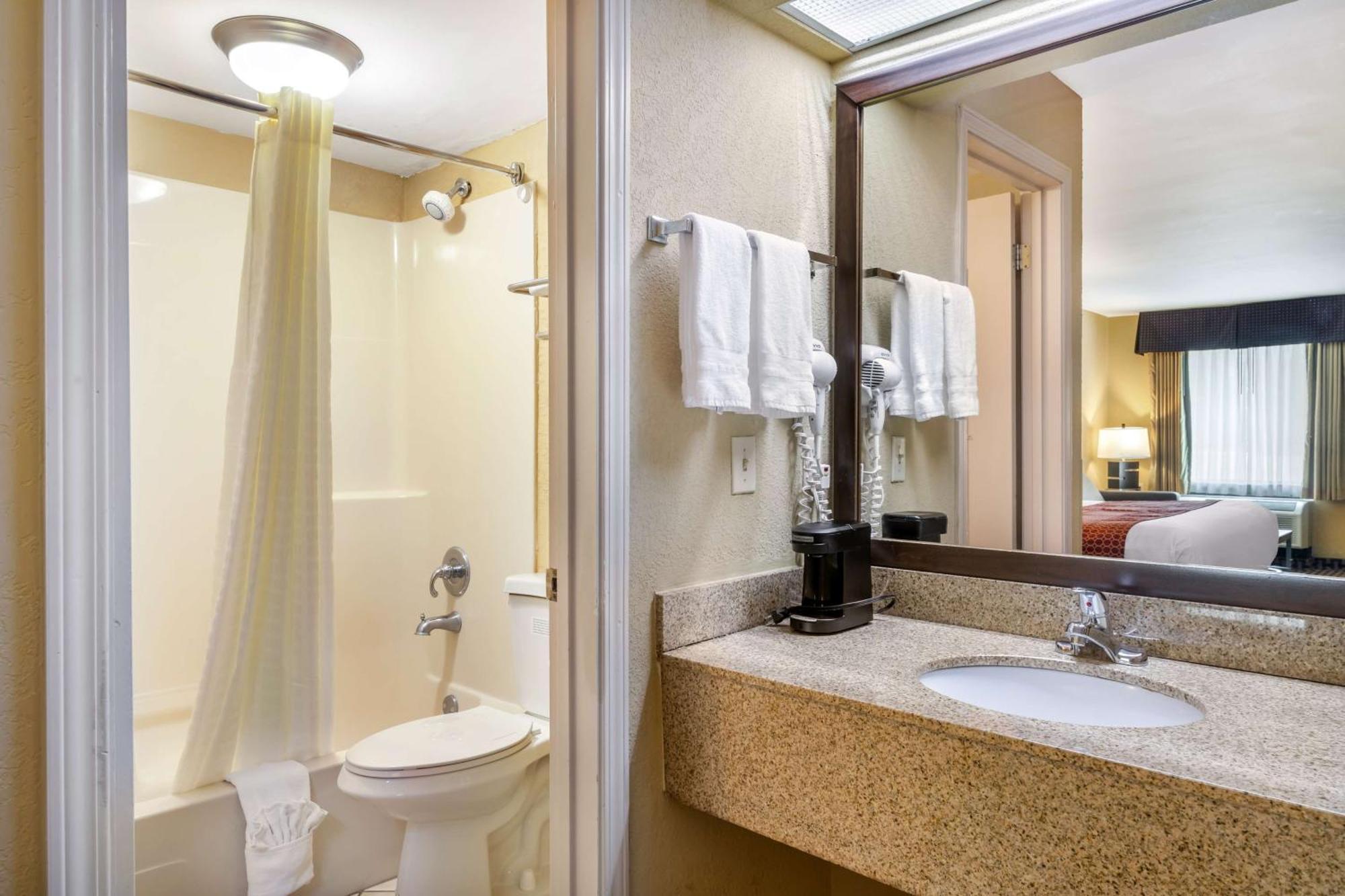 Best Western Bradford Inn Swainsboro Exterior photo